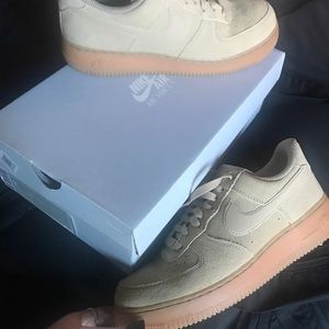 NIKE AF1